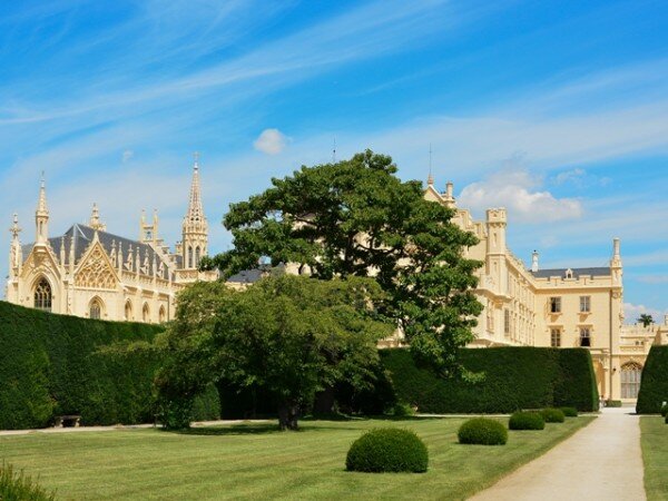 Český rozhlas bude o akci informovat v pořadu Výlety s Dvojkou přímo z Lednicko-valtického areálu.