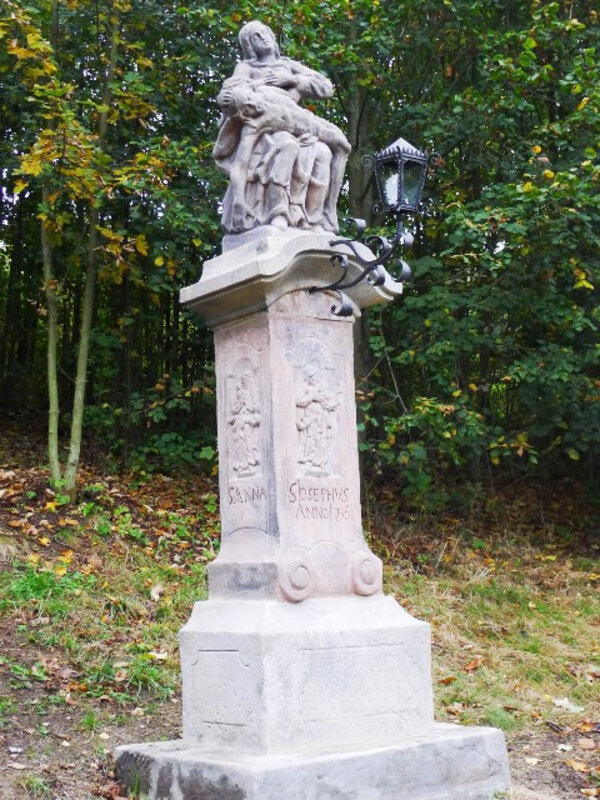 Pieta v Pulečném pochází z roku 1785.