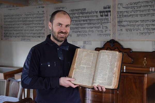 Správce Vratislav Brázdil a Šachova kniha z roku 1677