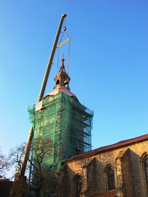 Na věž kostela sv. Ignáce z Loyoly se navrátila opravená kopule.