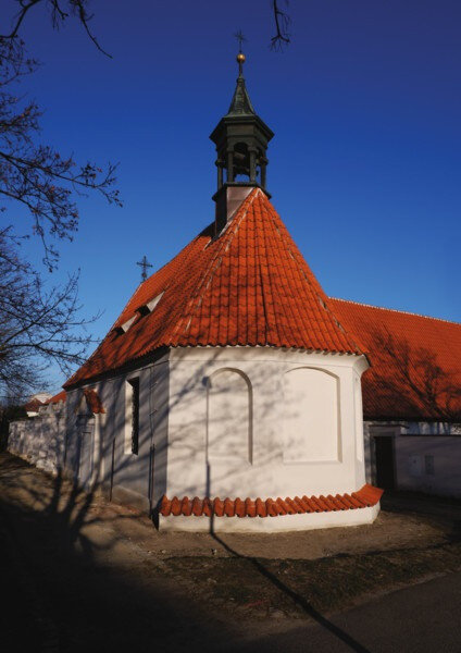 Návrhy výtvarníků jsou pro niky kostela Nejsvětější Trojice v Českých Budějovicích.