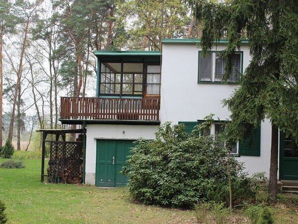 Jedna z přednášek se bude věnovat obnově chaty Bohumila Hrabala v Kersku.