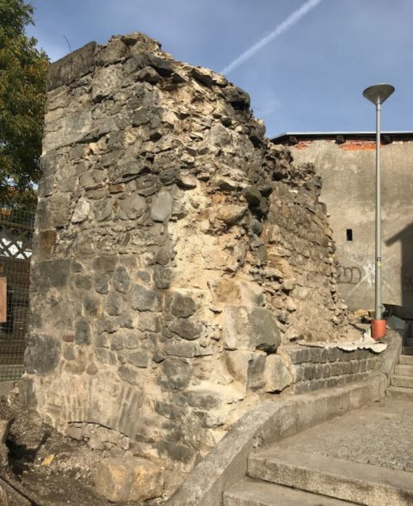 Torzo Dolní brány v Jablonném v Podještědí