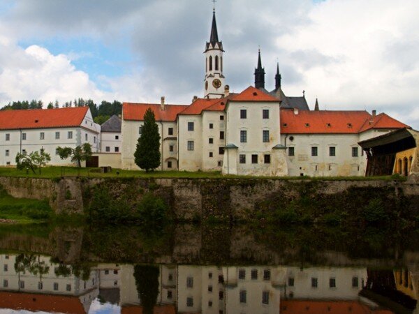 Dva katalogy znakového jazyka mnichů se dochovaly ve vyšebrodském klášteře (ilustrační foto).