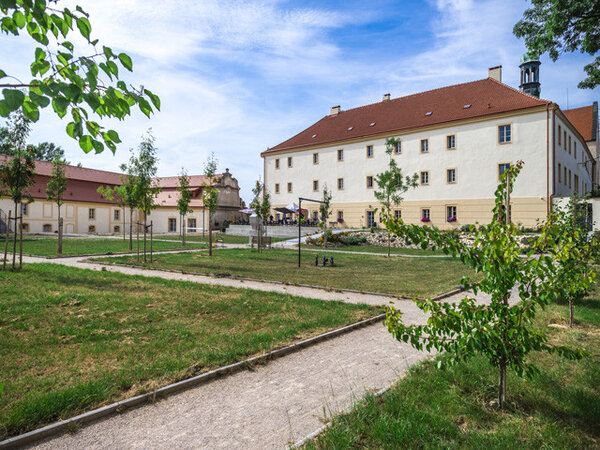 Někdejší obnovený pivovar s konventem
