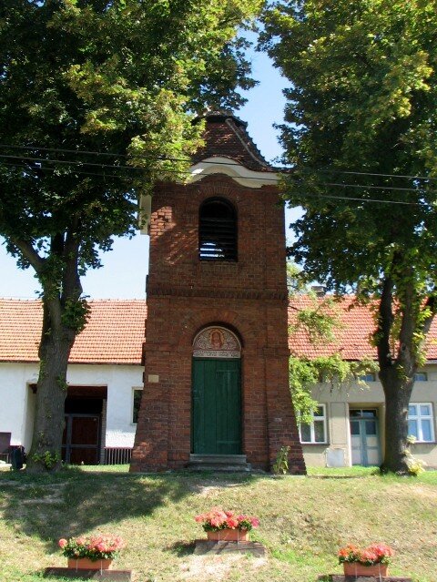 Mezi nově zapsanými památkami je také zvonice v Nenkovicích na Hodonínsku.