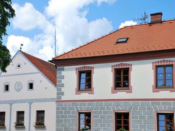 Střešní okno Solara KLASIK v objektu čp. 37 v Holašovicích