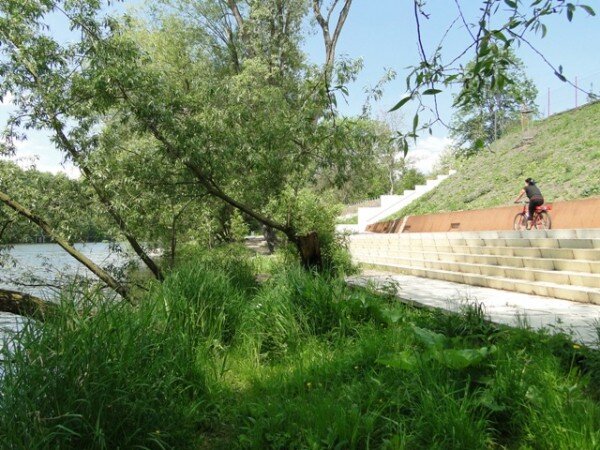 Revitalizované nábřeží řeky Ohře v Kadani (ilustrační foto)