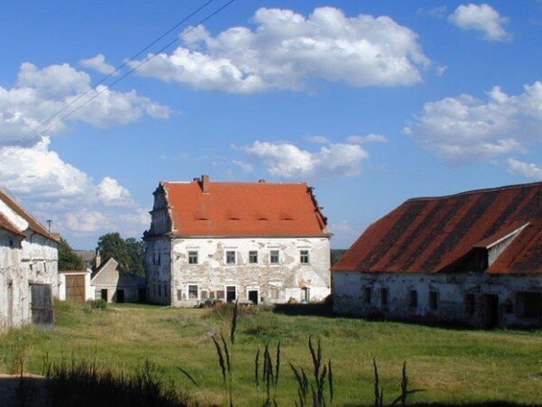 Zámek Pole u Kadova na Strakonicku.