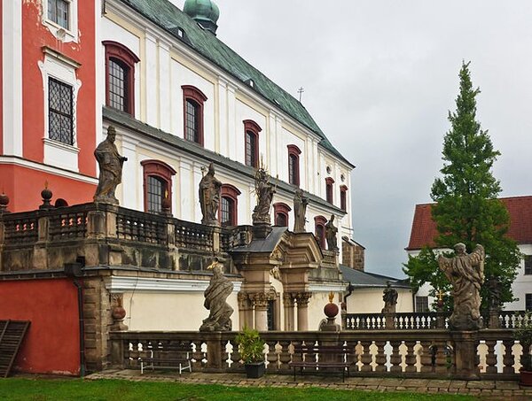 Vzdělávací a kulturní centrum Klášter Broumov připravilo nové zážitkové workshopy.