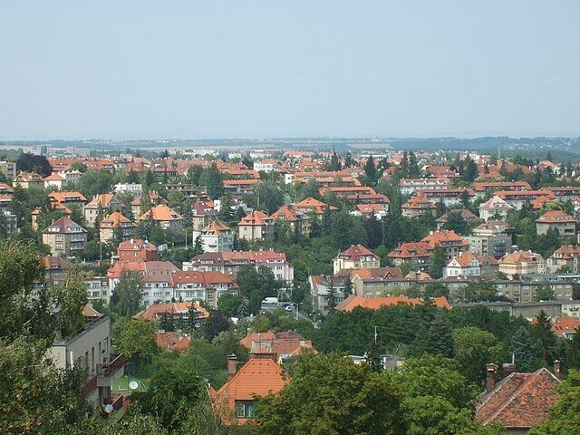 Malebná čtvrť Hanspaulka v Dejvicích