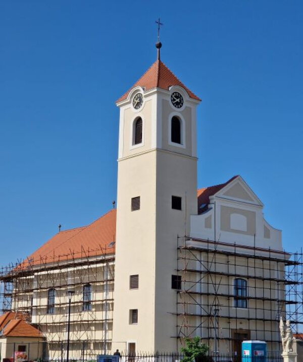 Po řádění tornáda je nyní kostel sv. Jakuba obnovený k nepoznání.