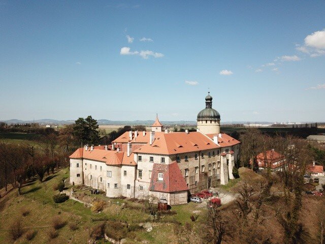 Hrad Grabštejn můžete objevovat na dvou prohlídkových okruzích.