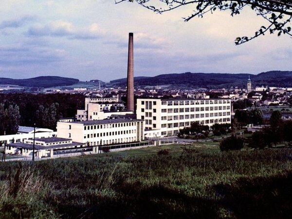 Hlavní závod národního podniku Jitex v Písku byl založen v roce 1949.