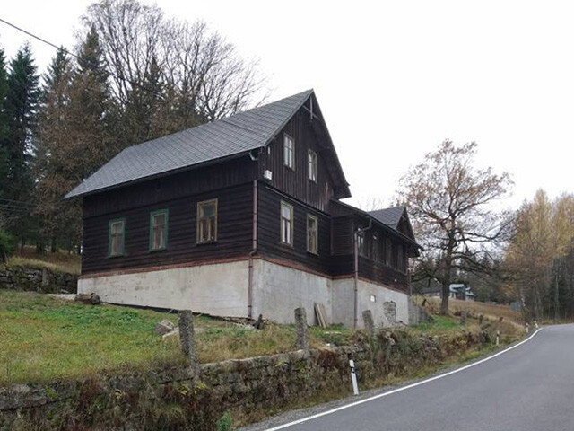 Dům se objevuje již na mapě Stabilního katastru z roku 1843.