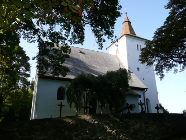 Kostel sv. Mořice na Mouřenci u Annína na Klatovsku patří mezi nejstarší církevní památky na jihozápadě Čech. 
