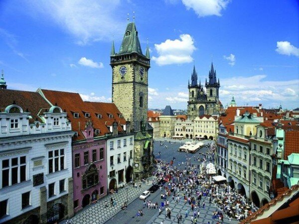 Pro účastníky konference je připravena podvečerní exkurze po celém objektu Staroměstské radnice (ilustrační foto). 