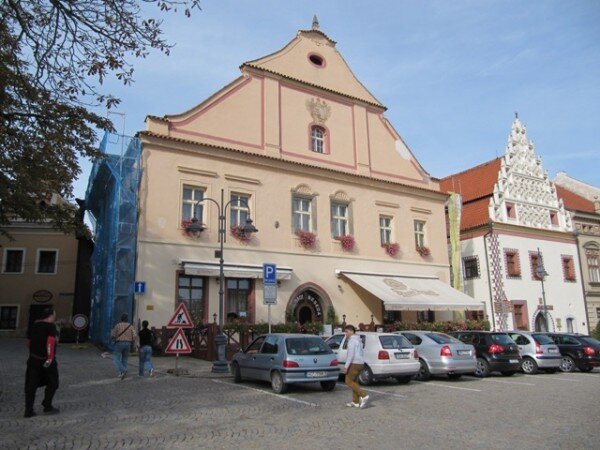 Ve sklepních prostorech pod restaurací Beseda by mohlo vzniknout Muzeum pivovarnictví.