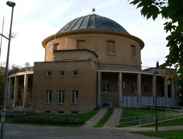 Planetárium Praha patří k největším na světě.
