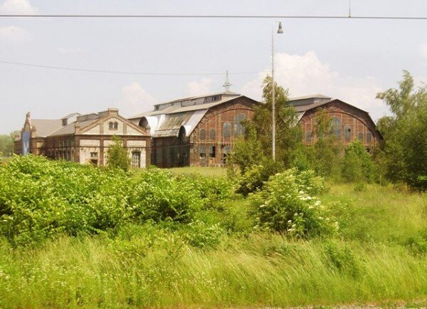 Z Trojhalí v bývalé ostravské koksovně Nová Karolína vznikne do roka multifunkční centrum za 340 milionů korun. 
