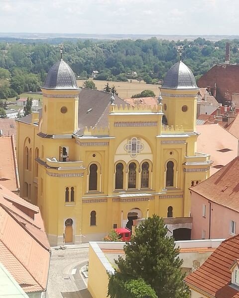 Žatecká synagoga je architektonickým skvostem města.