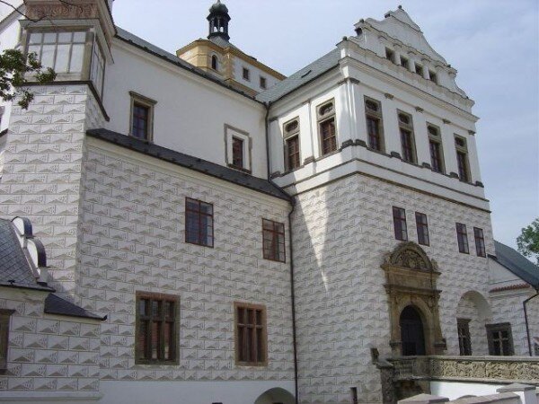 Na zámku v Pardubicích, kde má své expozice Východočeské muzeum, bude od 14. června výstava „Pardubice v době pánů z Pernštejna (1491 – 1560)“.   