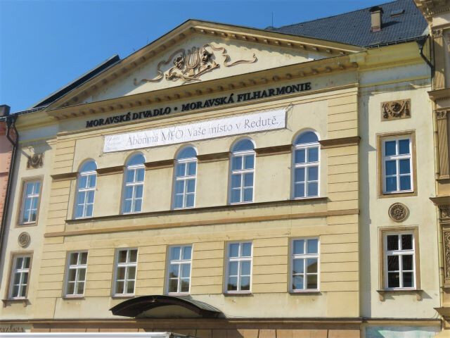 Moravské divadlo v Olomouci s novými okny