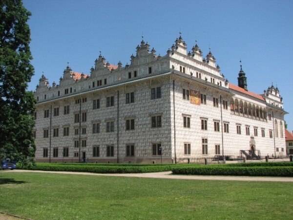 Podle chystaného zákona by ke každé památce UNESCO měla vzniknout Rada světové památky, jejímiž členy budou zástupci obcí a krajů, na jejichž území se památka nachází. 