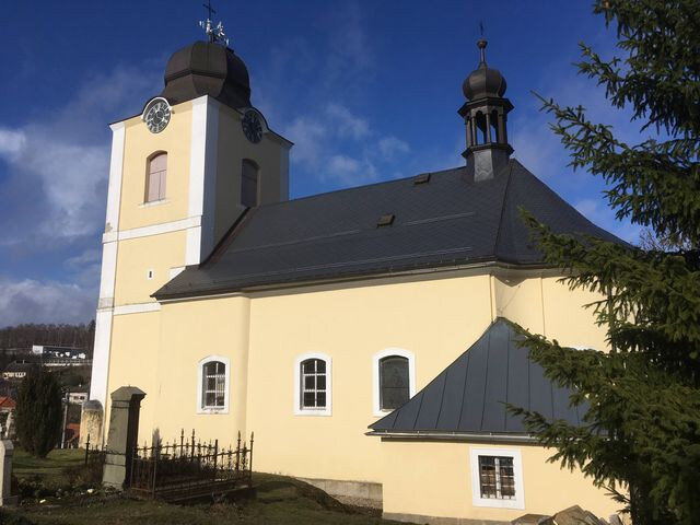 Kostel sv. Anny v Jeřmanicích po obnově 