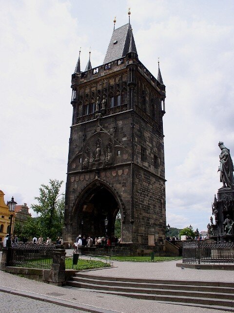 Staroměstská mostecká věž