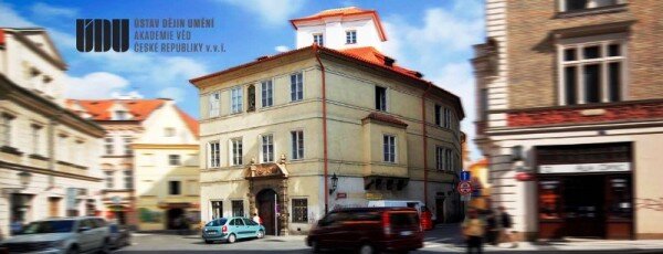 Ústav dějin umění Akademie věd sídlí v Husově ulici čp. 4.