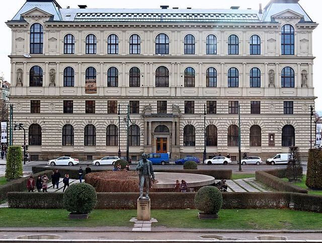 Setkání se bude konat na Vysoké škole uměleckoprůmyslové v Praze na náměstí Jana Palacha.