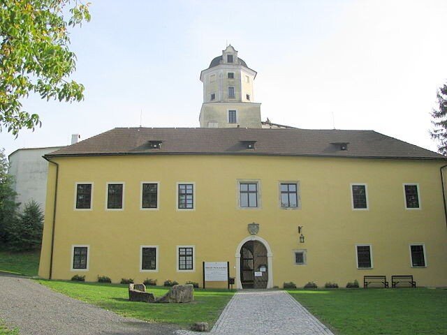 Hrad Malenovice před rekonstrukcí 