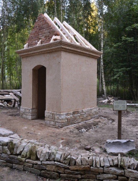 Při brigádě na obnově Killerovy kapličky se 7. září 2013 pracovalo na krovu a štítu. Stavba dostala také nové omítky a římsu. 