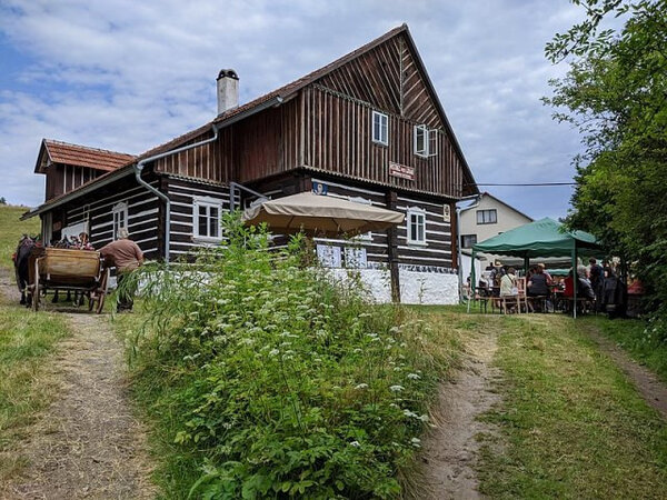 Kraj podpořil například obnovu historického Beranova hostince v Trávníčku.