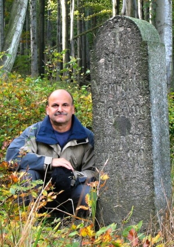 Herbert Endler – předseda Občanského sdružení Spolek Patron u Augstenova pomníku.