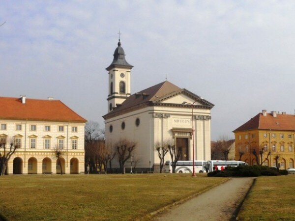 V kostele Vzkříšení Páně v Terezíně budou opraveny varhany za 1,4 milionu korun.
