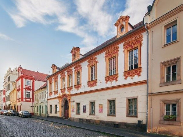 Severočeskou galerii výtvarného umění najdete v Michalské ulici.