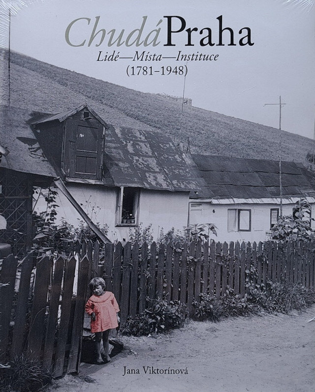 Knihu můžete získat, pokud správně odpovíte tři soutěžní otázky.