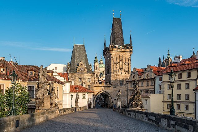 Malostranské mostecké věže
