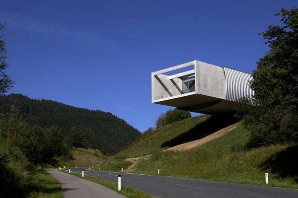 Stavba z dílny rakouského ateliéru Querkraft architekten