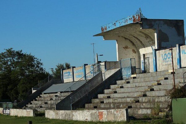 Malá tribuna stadionu v Pardubicích se stala v druhém čtvrtletí roku 2016 kulturní památkou.