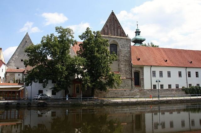 Klášterní kostel Obětování Panny Marie je jednou z nejstarších staveb Českých Budějovic.