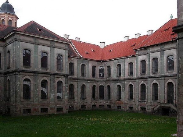 V Plasích se chystá rozsáhlá obnova prostranství uprostřed historického areálu bývalého cisterciáckého kláštera (ilustrační foto).