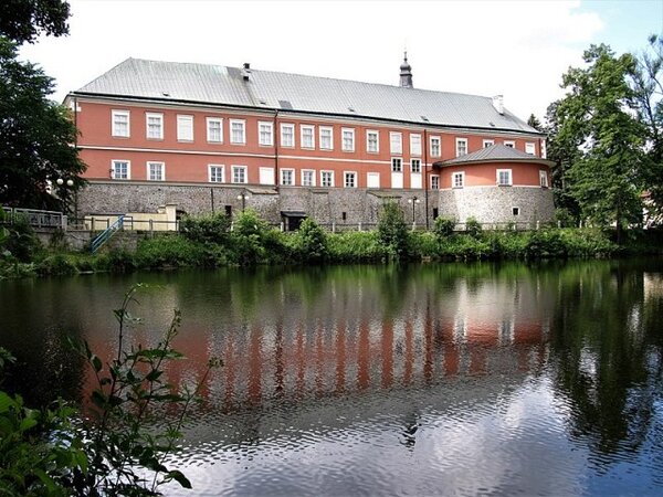 Slavnostní vyhlášení a předání ocenění se uskuteční 4. června v prostorách zámku Kamenice nad Lipou.