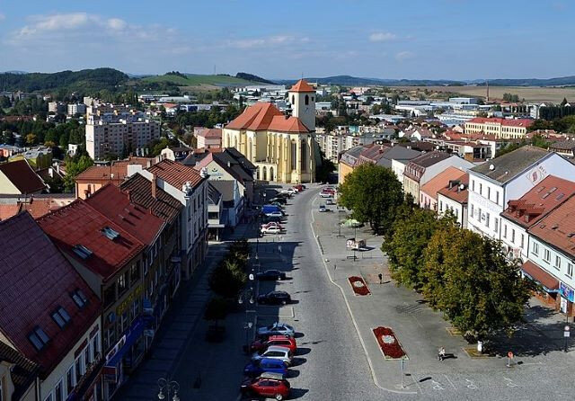 Boskovice, Masarykovo náměstí s kostelem sv. Jakuba Staršího